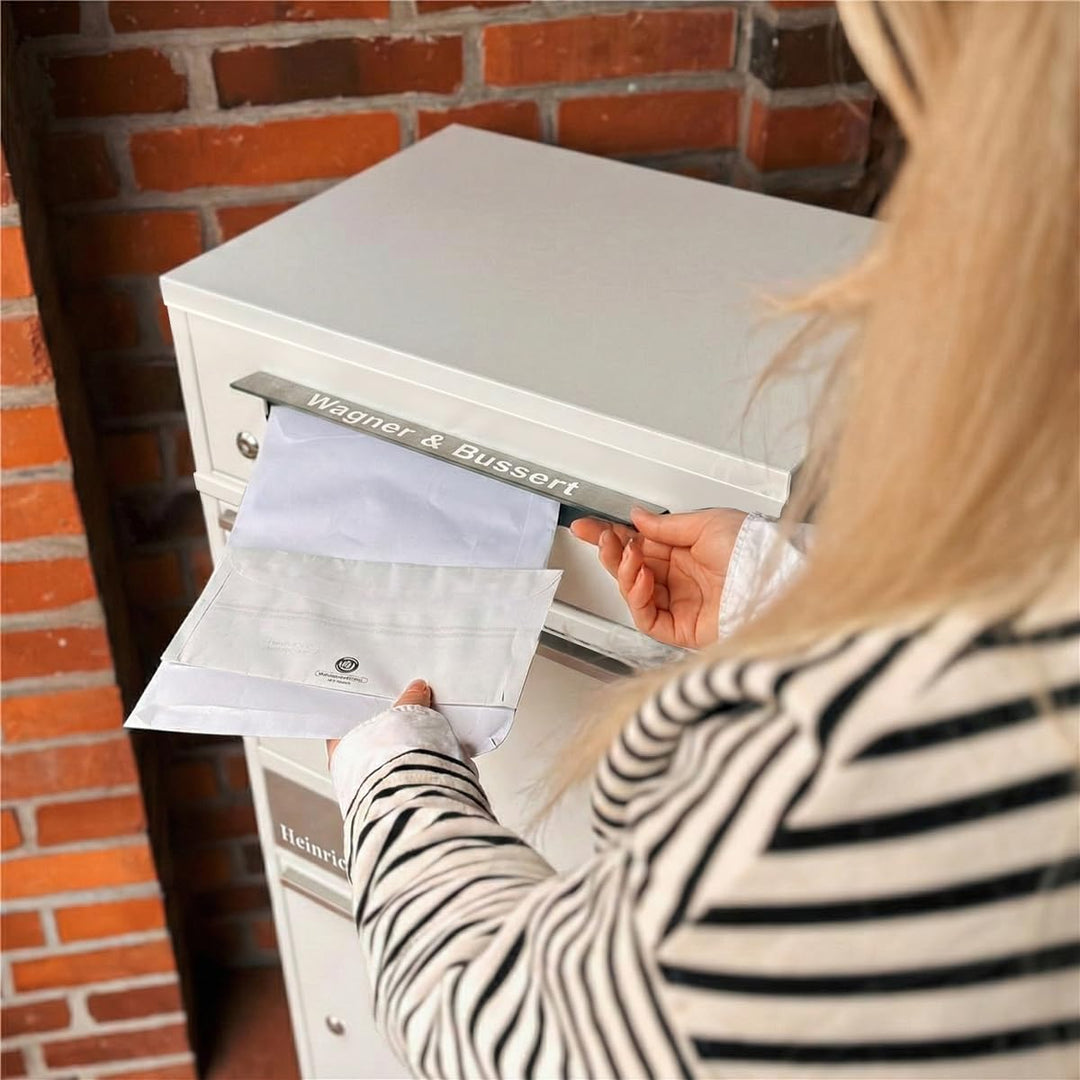 Metzler Paketbriefkasten mit LED-Beleuchtung und Namensgravur, solarbetrieben und abschliessbar, Wei