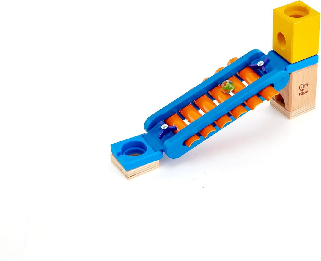 Hape Quadrilla Klingender Spielplatz - Zubehör zur Murmelbahn, Holz Kugelbahn und Murmelbahn für Kin