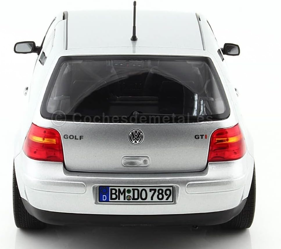 Norev NV188570 1:18 VW Golf GTI 1998 Silber Volkswagen Sammelmodell Multi