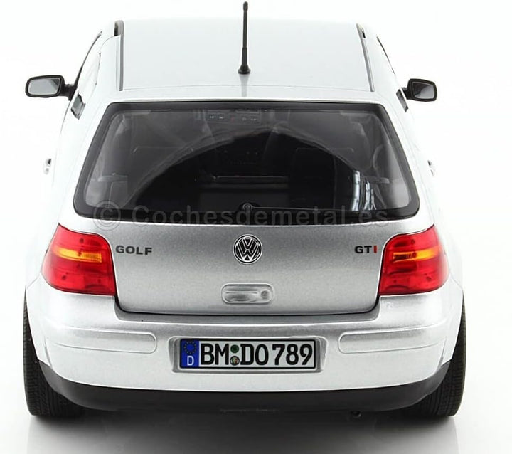 Norev NV188570 1:18 VW Golf GTI 1998 Silber Volkswagen Sammelmodell Multi