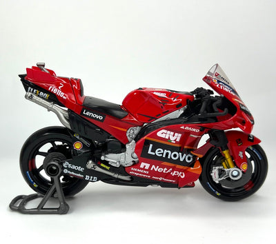 Bburago 1:18 Massstab 36396 – Ducati Desmosedici GP23 Motorrad Moto GP – #1 F. Bagnaia