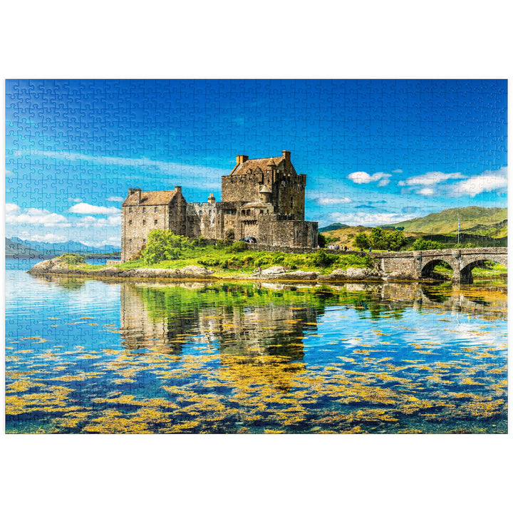 Eilean Donan Castle an einem warmen Sommertag - Dornie, Schottland - Premium 1000 Teile Puzzle - MyP