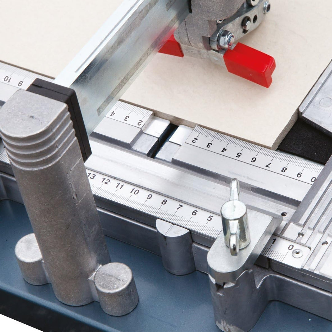 Kaufmann Fliesenschneider TopLine PRO 920 mit einer Gesamtschnittlänge von 920 mm und 2 Führungsschi
