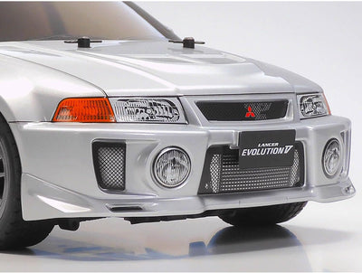 TAMIYA 58713 1:10 RC Mitsubishi Lancer Evo V TT-02 - ferngesteuertes Auto, RC Fahrzeug, Modellbau, B