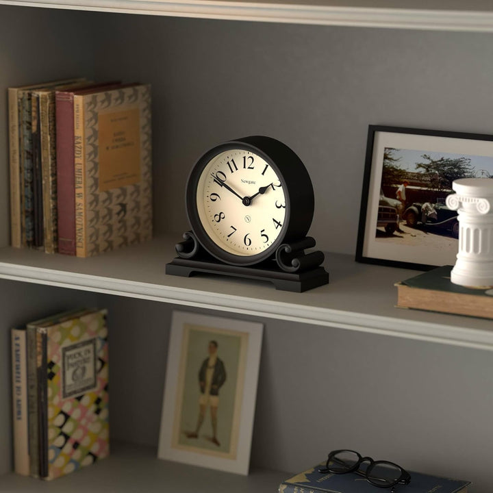 NEWGATE® Divisadero Kaminsims Uhr | Traditionelles doppelschnecken Design | Schwarz | Klassischer St