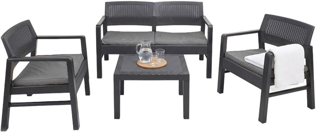 Dmora Innen- und Aussenlounge bestehend aus: 2 Sesseln, 1 Zweisitzer-Sofa und 1 Couchtisch, mit Kiss
