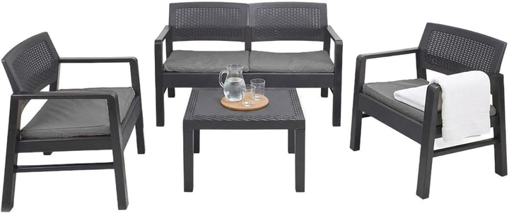 Dmora Innen- und Aussenlounge bestehend aus: 2 Sesseln, 1 Zweisitzer-Sofa und 1 Couchtisch, mit Kiss