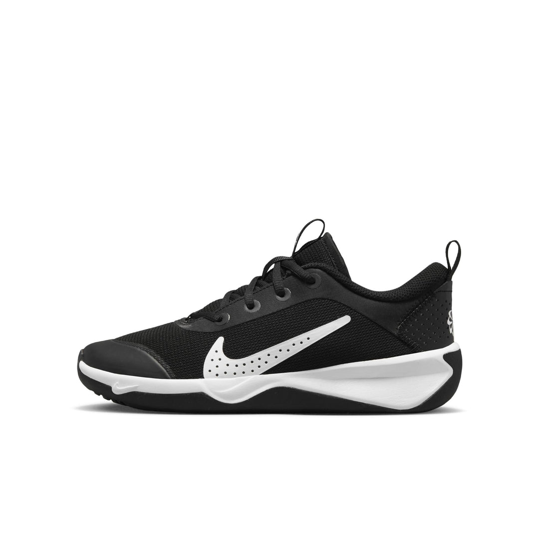 Nike Omni Multi-Court Schuh Für Jüngere Kinder 27.5 EU Black White, 27.5 EU Black White