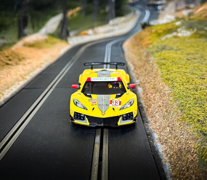 Scalextric Cars – C4558 Chevrolet Corvette C8R – Lemans GTE AM Winner 2023 – Spielzeug-Schlitzauto z