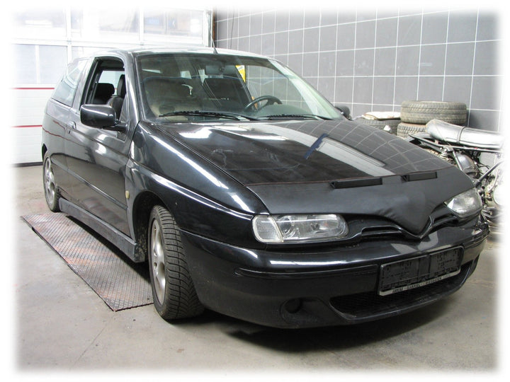 AB-00007 AUTO-BRA kompatibel mit Alfa Romeo 145-146 Bj. 1994-2001 Haubenbra Steinschlagschutz Tuning