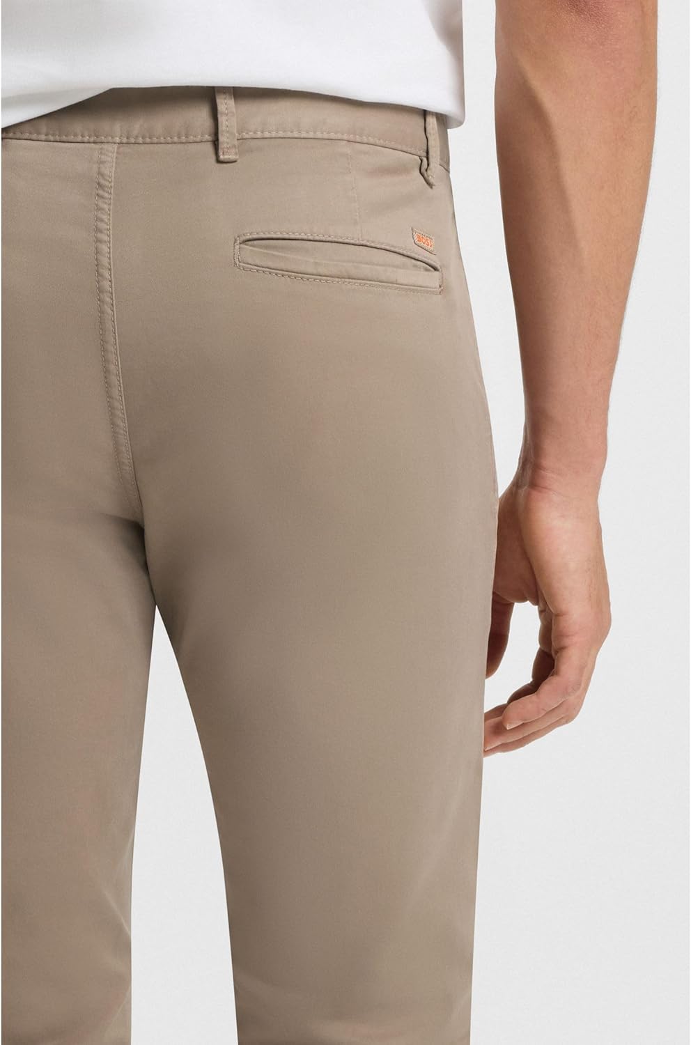 BOSS Herren Chino Slim Slim-Fit Hose aus elastischem Baumwoll-Satin 29W / 32L Open Green, 29W / 32L
