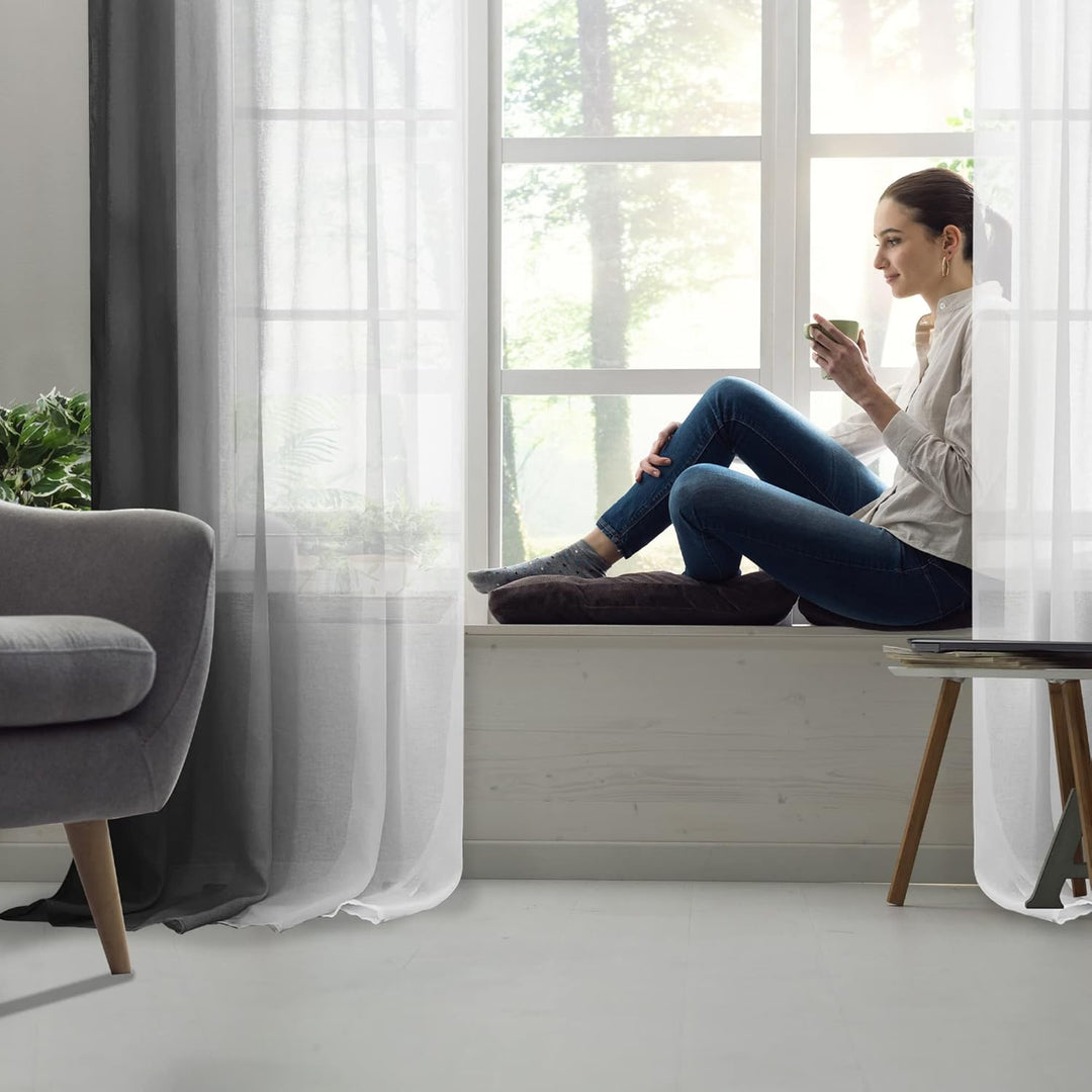 Deconovo Transparent Vorhang Voile Gardinen Voile mit Ösen, 260x140 cm(HöhexBreite), Schwarz, 2er Se