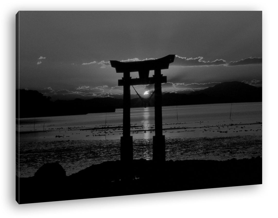 deyoli Japanischer Schrein bei Sonnenaufgang Effekt: Schwarz/Weiss Format: 80x60 als Leinwand, Motiv