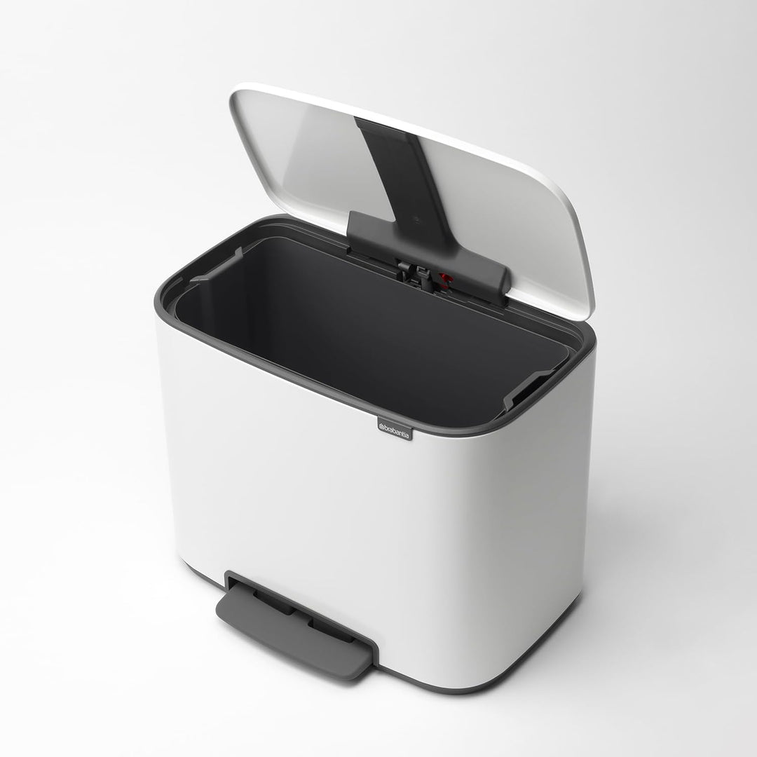 Brabantia Bo Treteimer 36 L Abfalleimer, Metall, Weiss, 54 x 36.5 x 44 cm, 1 Einheiten 1 Inneneimer
