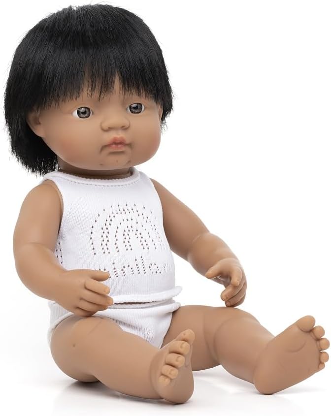 Miniland 31157 - Baby (südamerikanischer Junge) 40 cm SÜDAMERIKANISCHER JUNGE 38cm, SÜDAMERIKANISCHE