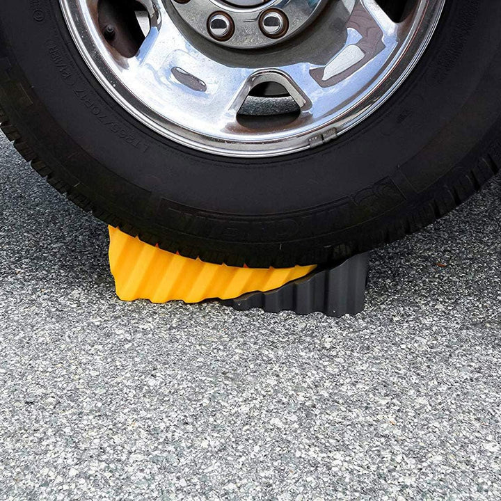 Camco 44425 gebogener Unterlegkeil für Wohnmobil, Wohnwagen oder Anhänger, einfache Drive-on-Nivelli