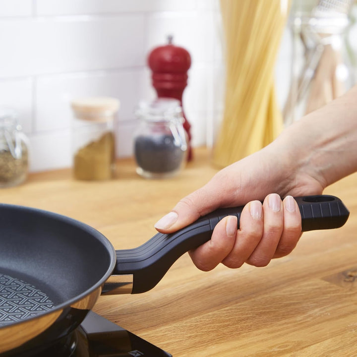 Tefal G726S204 Set, Edelstahl, 24 cm und 28 cm, 2-teilig Kochgeschirr, Comfort Max, Bratpfannen, Sch