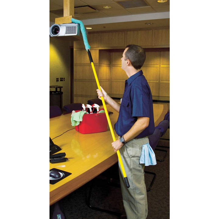 Rubbermaid Commercial Products HYGEN Quick Connect Flexible Dusting Wand with Microfiber Sleeve - Bl