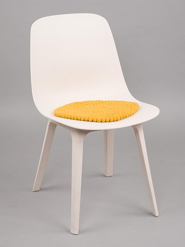 myfelt Filzkugel-Sitzauflage/Stuhlauflage - Klara - rund, 36 cm, Senfgelb, Senfgelb