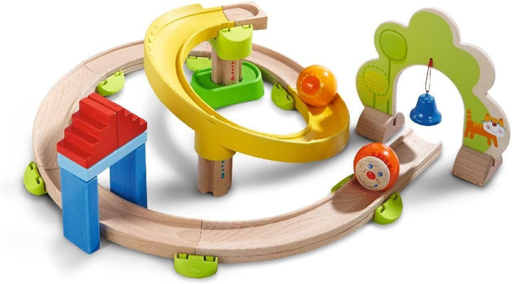 Haba 300439 - Kugelbahn Kullerbü - Kringelbahn, Holzkugelbahn mit vielen Kurven und Glöckchentor, Sp