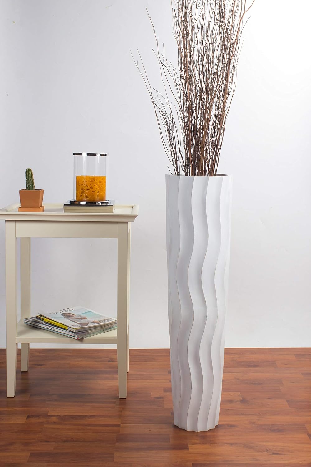 Leewadee Grosse Bodenvase für Dekozweige hohe Standvase Design Holzvase, Holz, 70 cm, White Wash 70