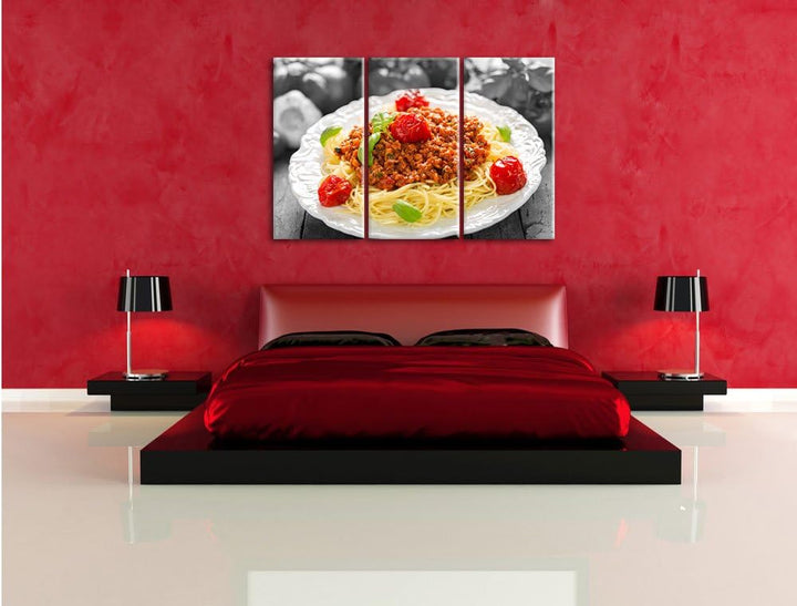 Pixxprint Spaghetti Bolognese auf dem Teller / 3-Teilig/Gesamtmass 120cm Leinwandbild bespannt auf H