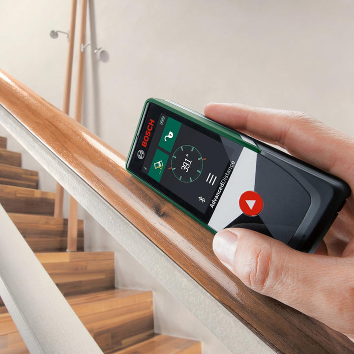 Bosch Laserentfernungsmesser AdvancedDistance 50 C (Distanz bis 50m präzise messen, Touch-Display, M