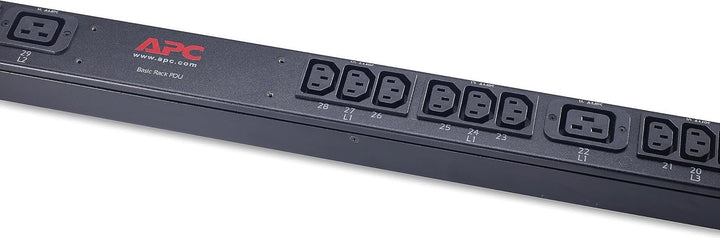 APC Rack PDU - AP7557 - Stromverteilung (Basic, vertikale Montage, 11 kW, 230V, 36 Ausgänge C13 & 6