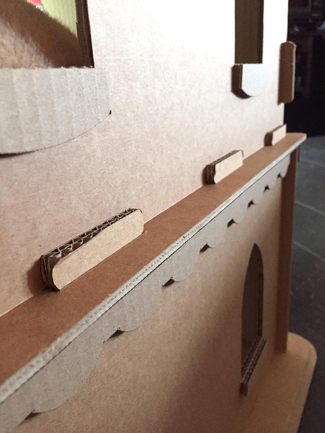 Katzenburg aus Wellpappe, Katzenhöhle, Katzenhaus, Katzenschloss, Katzenbedarf, Katzenkorb, Katzenvi