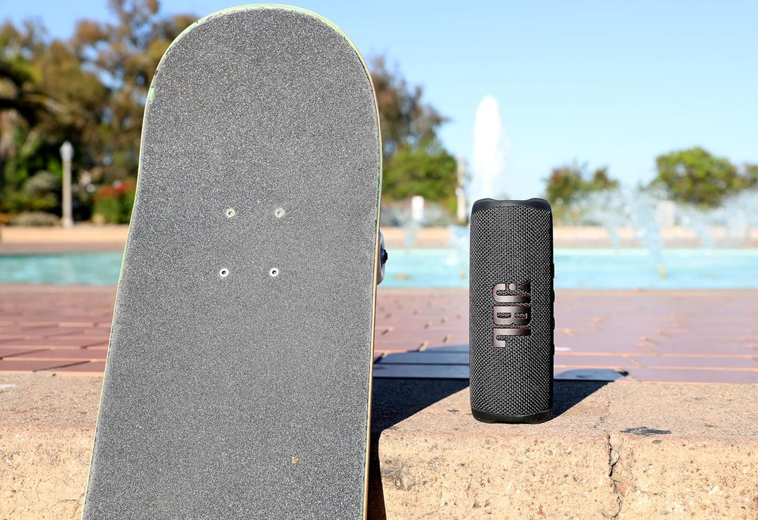 JBL Flip 6 - Tragbarer Lautsprecher, Schwarz