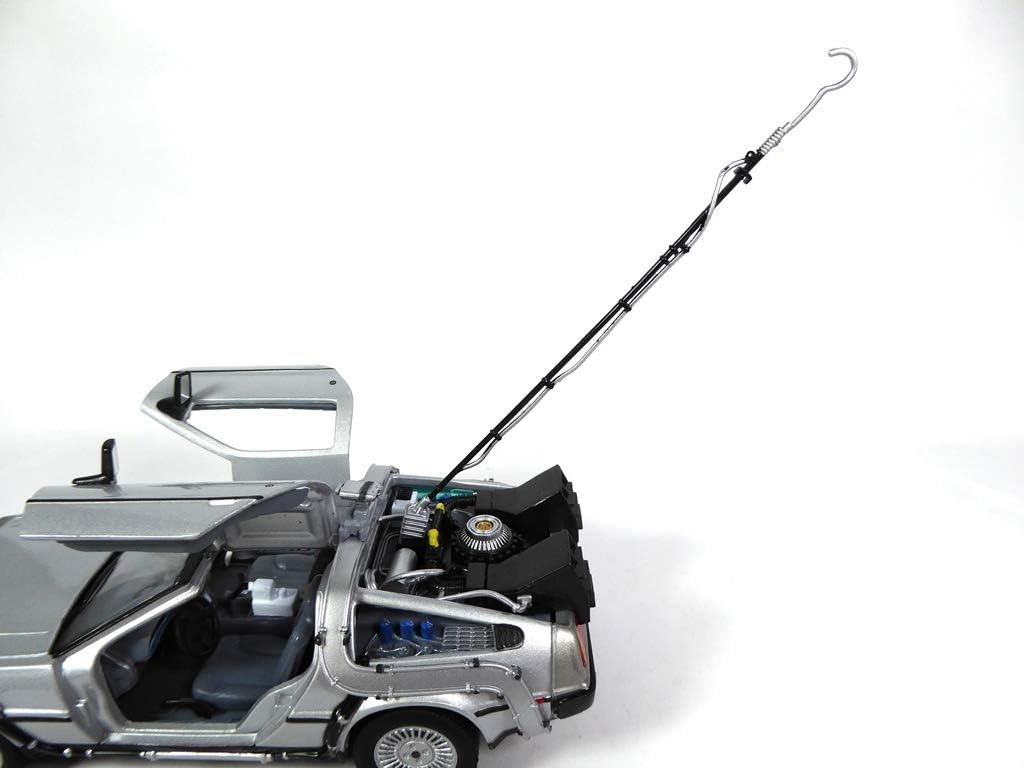 OPO 10 - Welly - Lot von 4 Delorean-Autos von Back to The Future - Filmen - Massstab 1:24 (Ref: L4)