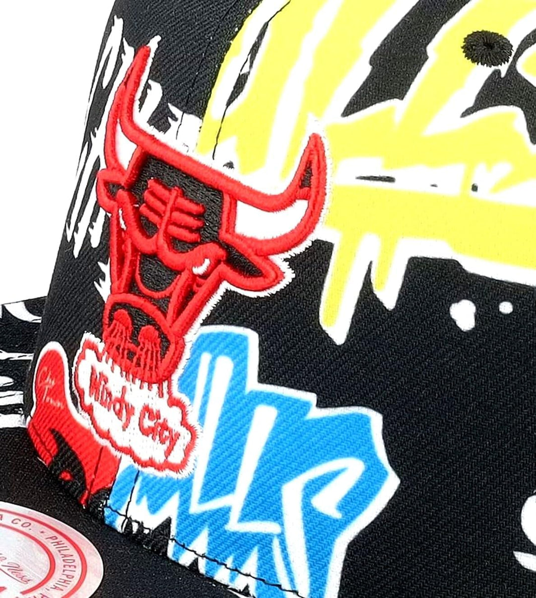 Mitchell & Ness Snapback Cap - Sticker Pack Chicago Bulls