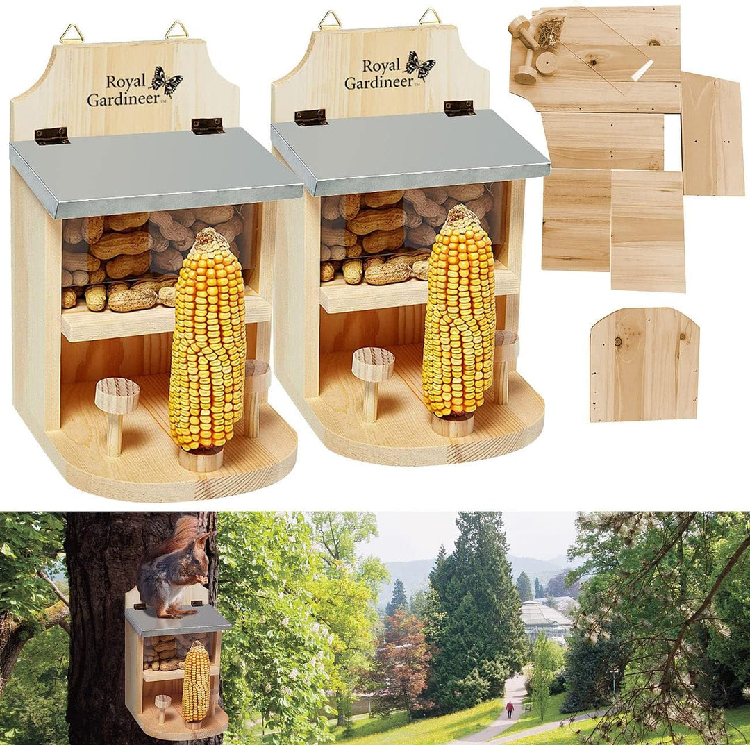 Royal Gardineer Eichhörnchen-Hotels: 2er-Set Eichhörnchen-Futterhaus, Maiskolbenhalter, Metalldach,