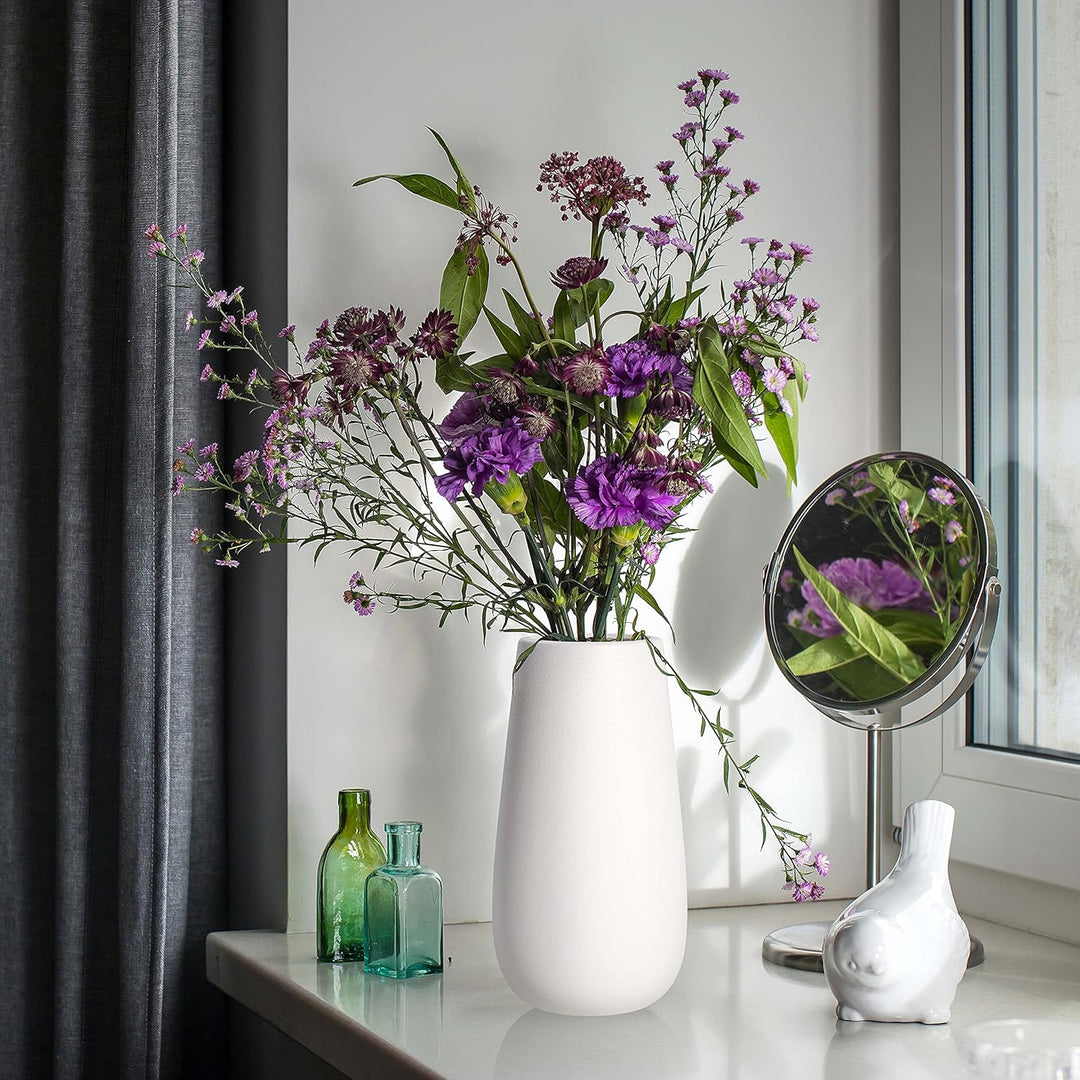 D'vine Dev 25,4 cm Elegante ovale Keramikvase für Blumen Home Decor Vase mit Design Box Schneeweiss