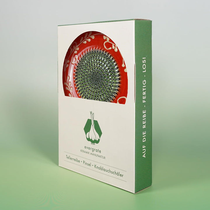 Evergrate® Keramikreibe Fernando mit Geschenkbox – mit Reibe, Knoblauchschäler, Rezeptheft & Pinsel