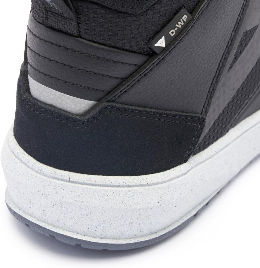 Dainese Herren Suburb D-Wp Shoes wasserdichte Motorrad-Sneaker, Schwarz/Weiss/Eisengrau, 45 EU