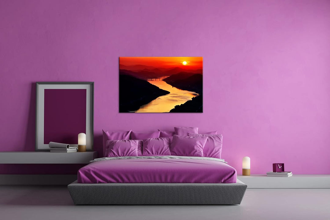 deyoli Dark langer Fluss im roten Sonnenschein im Format: 80x60 als Leinwandbild, Motiv fertig gerah