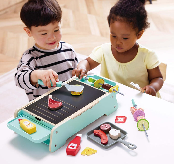 Hape Grill mit gusseiserner Pfanne, Kinderrollenspiel, mit Sound, ab 24 Monaten