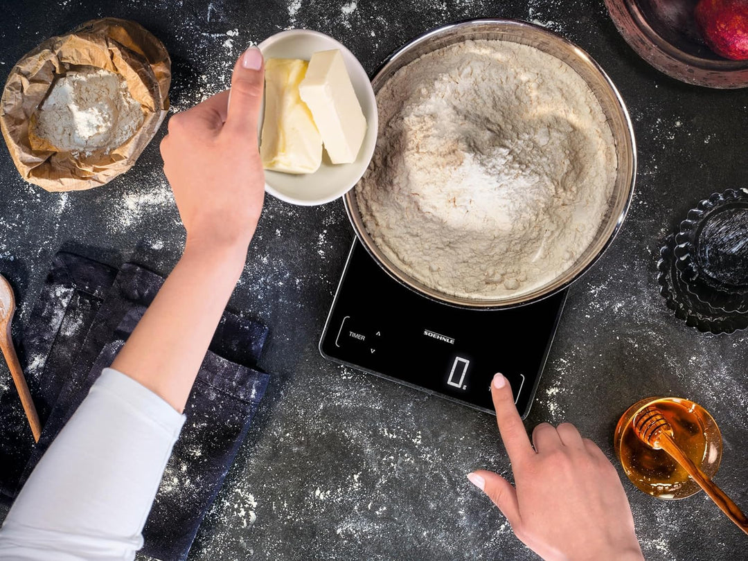 Soehnle Page Profi 100, digitale Küchenwaage, schwarz, Gewicht bis zu 15 kg (1-g-genau), Haushaltswa