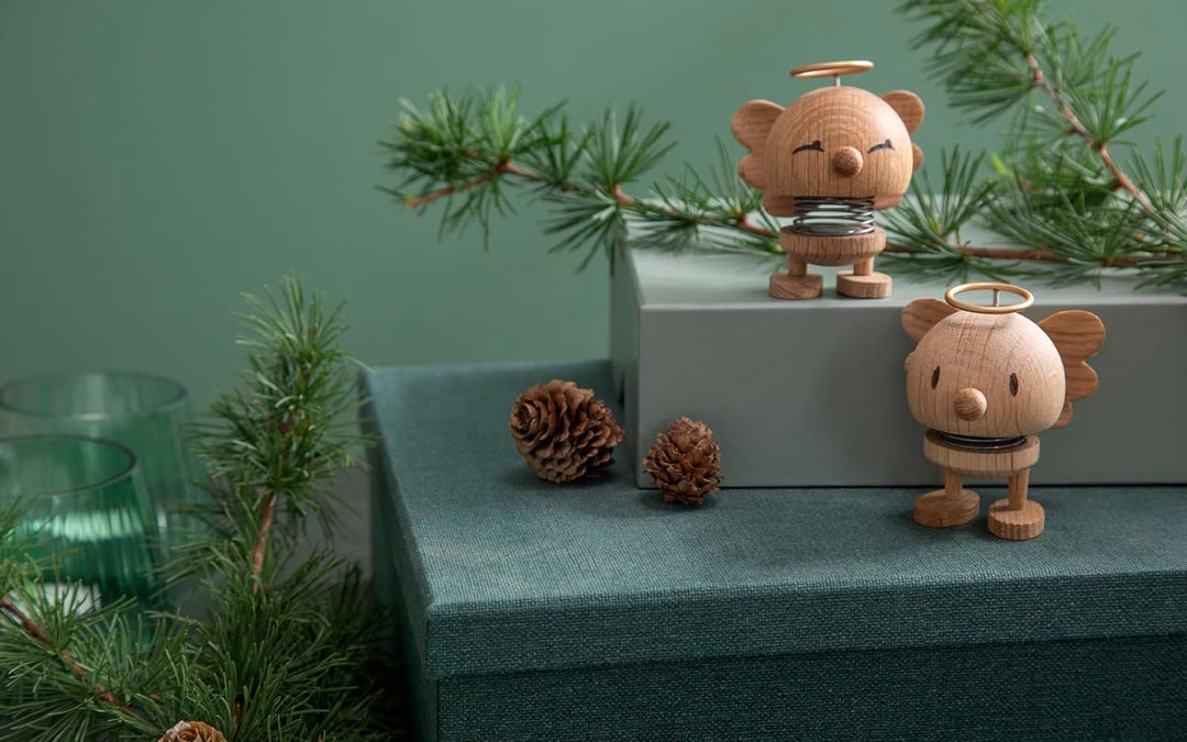 Hoptimist - Skandinavisches Design - Weihnachtsfigur - Small Angel Bumble - Höhe: 7,5 cm - Oak