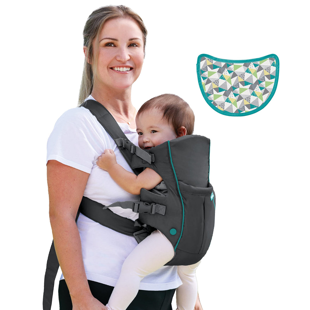 Infantino Swift Classic Babytrage, 2 Tragepositionen mit Wonder Cover Lätzchen, verstellbare Gurte,