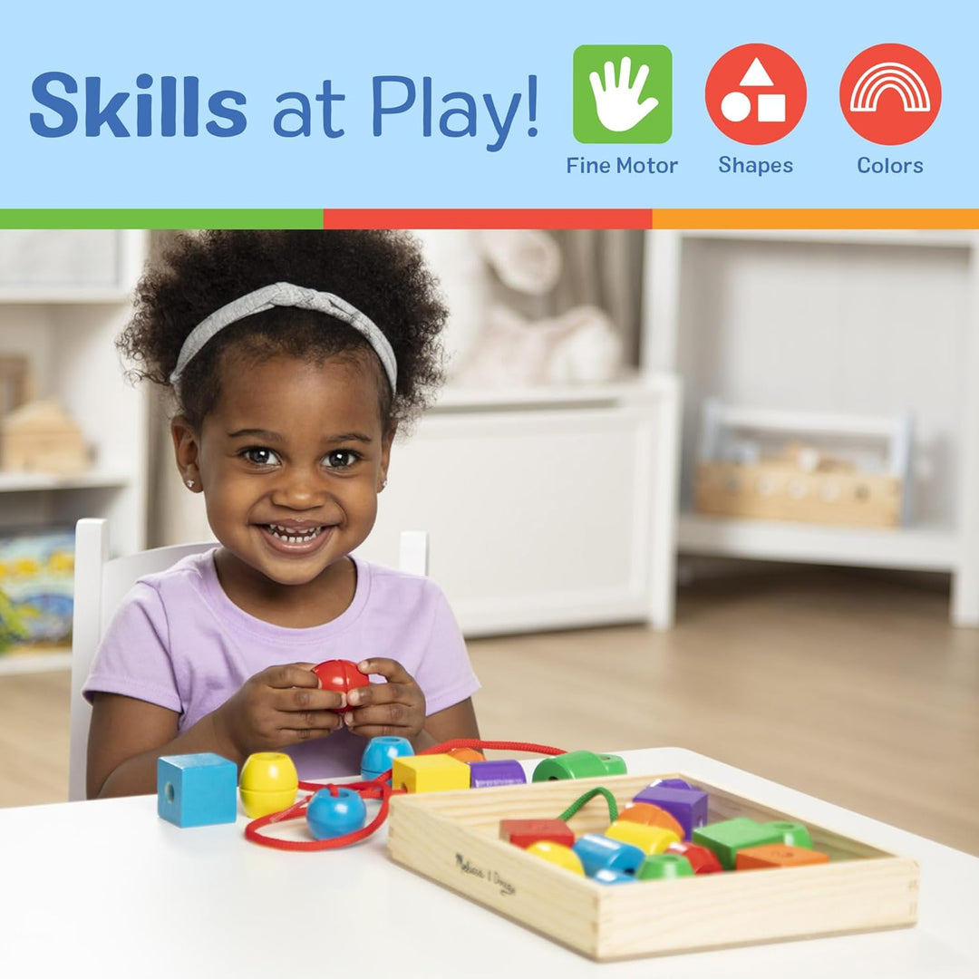 Melissa & Doug Fädelspiel mit Holzperlen für Kinder ab 3 Jahren, grosse Perlen in verschiedenen Form