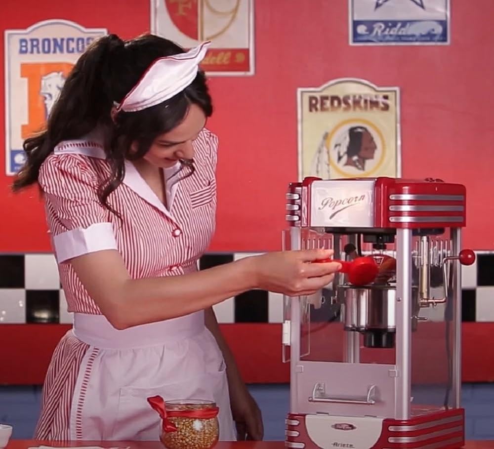 Ariete Popcornmaschine mit Antihaft-Korb mit Mischklinge. Korbkapazität 700 g. Rot