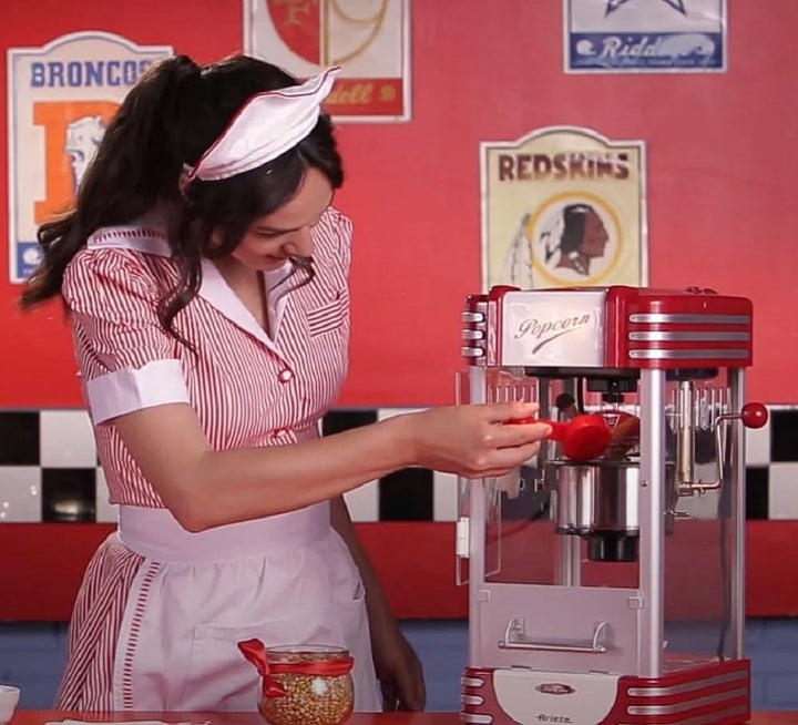 Ariete Popcornmaschine mit Antihaft-Korb mit Mischklinge. Korbkapazität 700 g. Rot