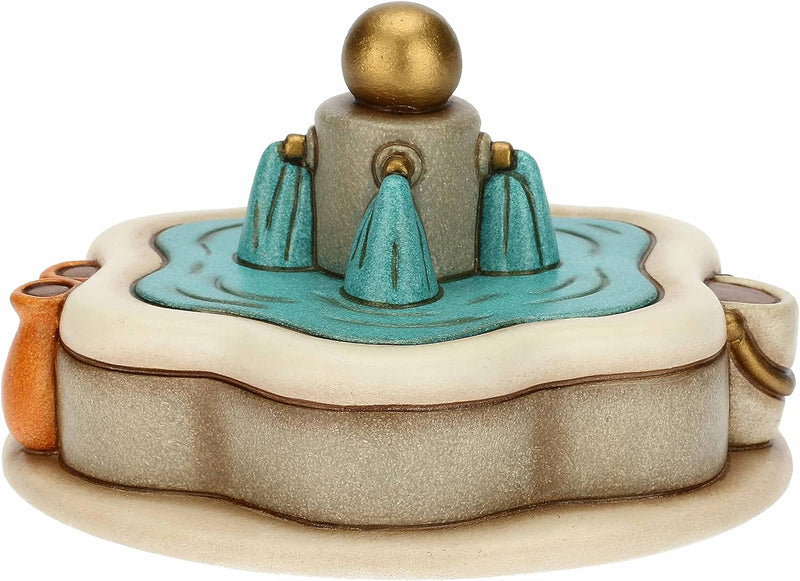 THUN - Krippe 2022 - Figur Krippe Brunnen aus Keramik von Hand verziert - Linie Krippe Klassische -