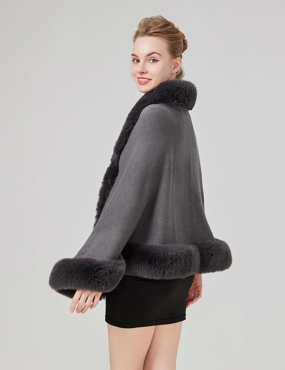 BEAUTELICATE Kunstpelz Stola Schal Damen Strick Bolero Poncho Cape für Hochzeit Abendkleid Braut Fra