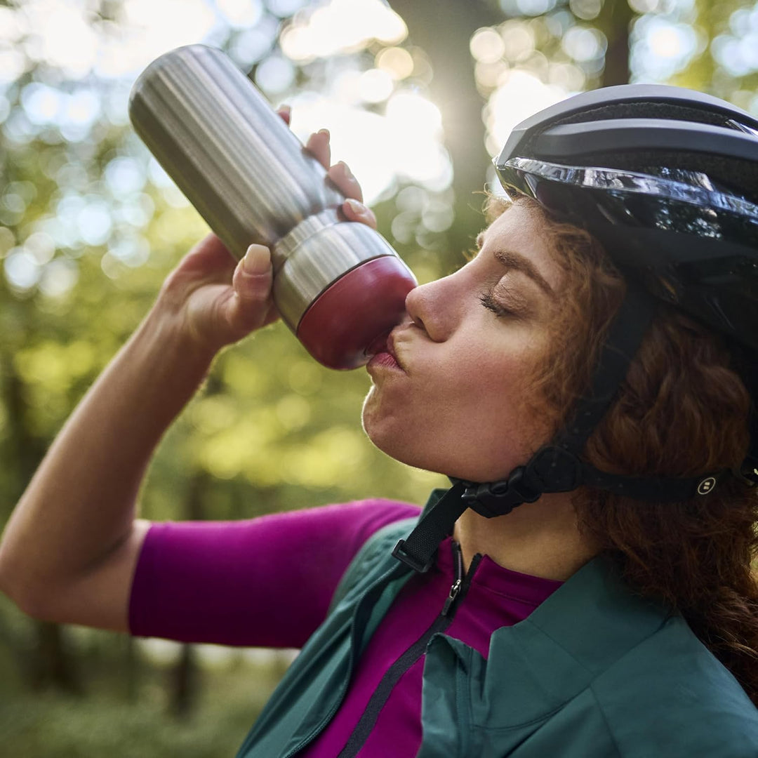 Mepal - Edelstahl Trinkflasche Pull Sport - Auslaufsicher - Mit einer Hand zu halten, öffnen und tri