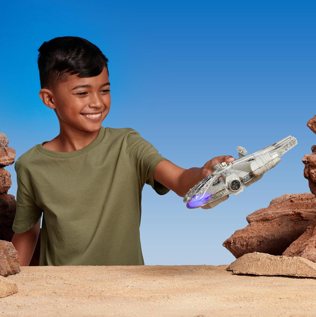 Star Wars Micro Galaxy Squadron SWJ0022 - Millennium Falcon, offizielles 22,5 cm Fahrzeug mit Licht,
