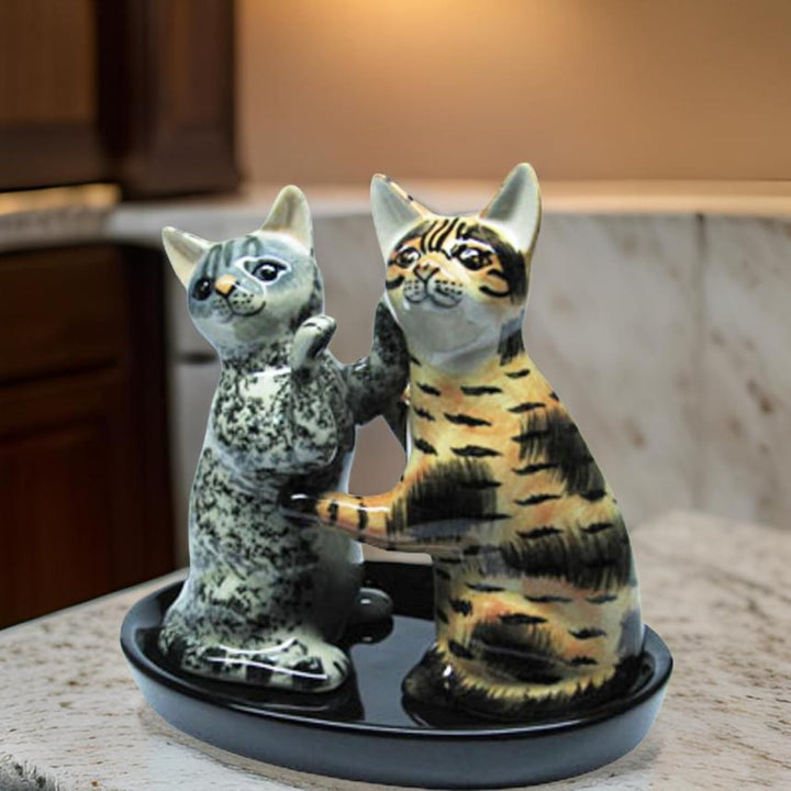 Keramik Salz und Pfefferstreuer Set Katzen Motiv (GRAU UND ROT), Grau und Rot
