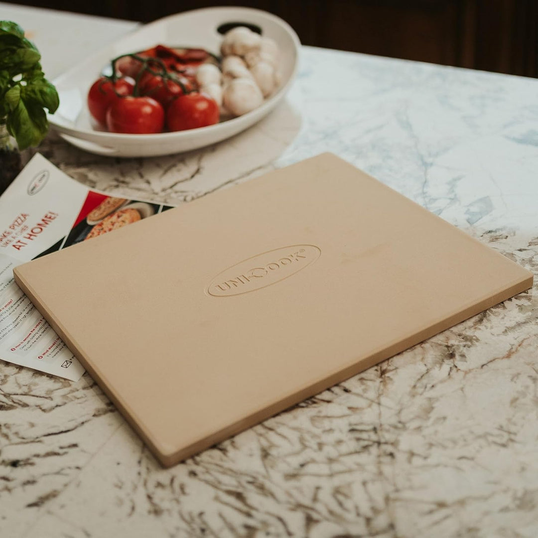 Unicook Rechteckiger Pizzastein 38 x 30.5 cm - Pizza Backstein für Backofen und Grill, Backofenstein
